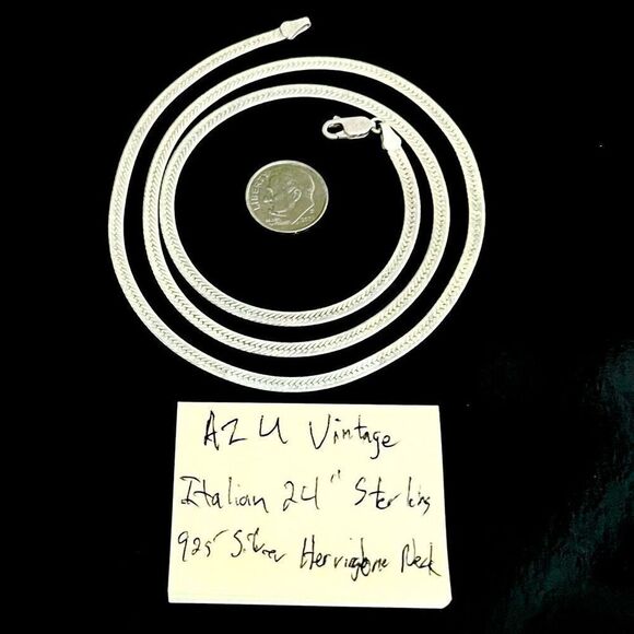 AZU Vintage Italian 925 Silver Herringbone Necklace - Picture 7 of 13